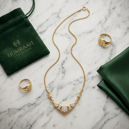 Timeless Golden Grace Necklace for Ladies. 😺
